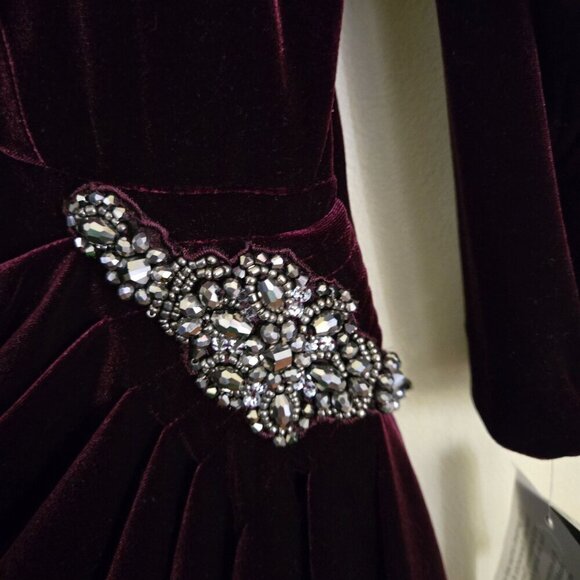 Alex Evenings NWT Wine Velvet Ruched Beaded 3/4 Sleeve Cocktail Dress Size 14 - Picture 6 of 10